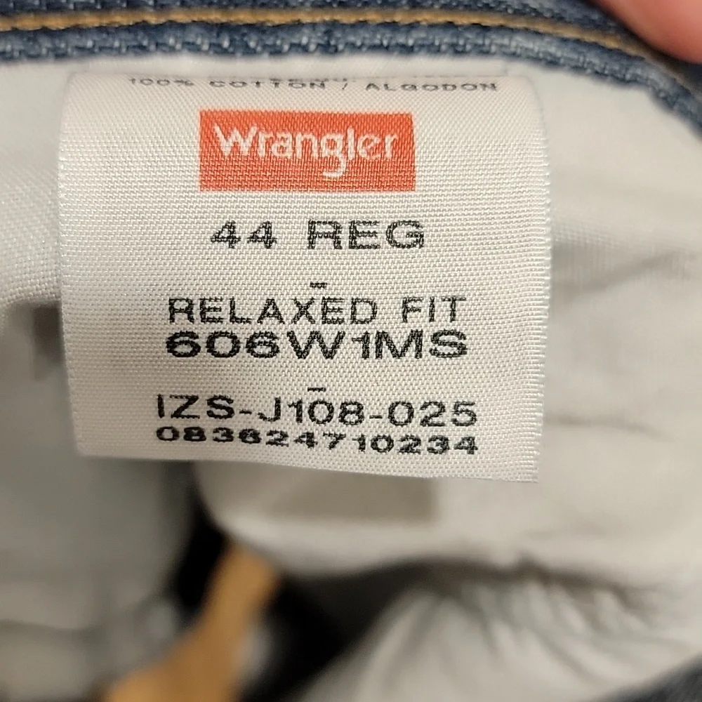 Wrangler Blue Jean Shorts Classic Style Size 44 - Picture 2 of 8